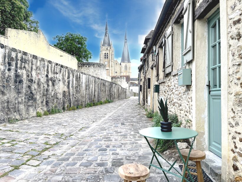 Logement à louer à Dourdan - La Tourelle des Rois - Eglise