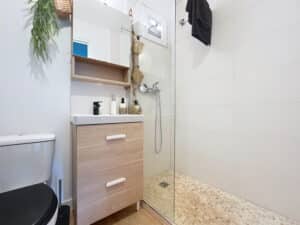 Logement à louer à Dourdan - La Tourelle des Rois - Salle d'eau 2