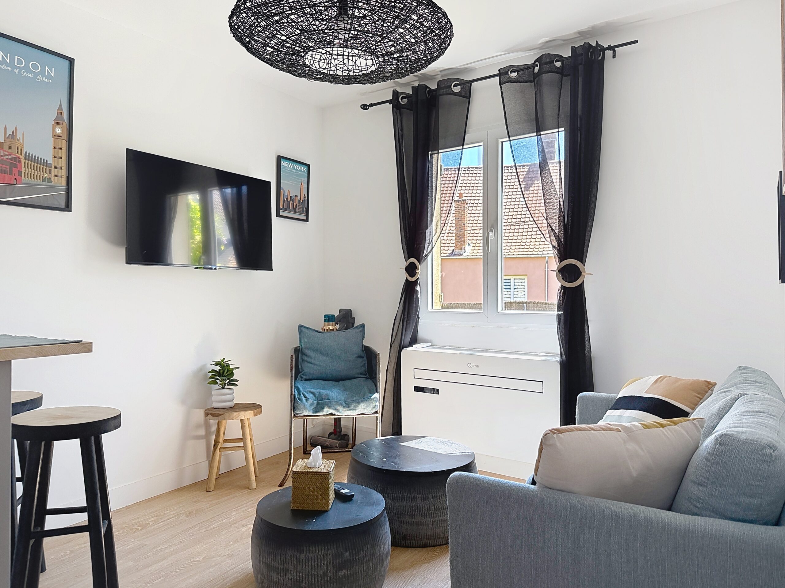 Logement à louer à Dourdan - La Tourelle des Rois - Séjour 1